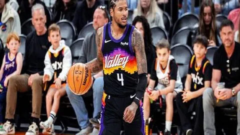 申花2-1广州队获胜，汪海健近门得手曹赟定小角度立功