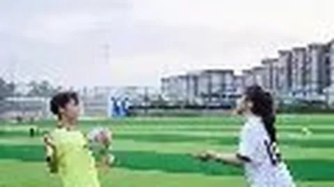 西班牙队信心爆棚：佩德里力挺西蒙神扑护驾，对手难以抵挡致命一击！